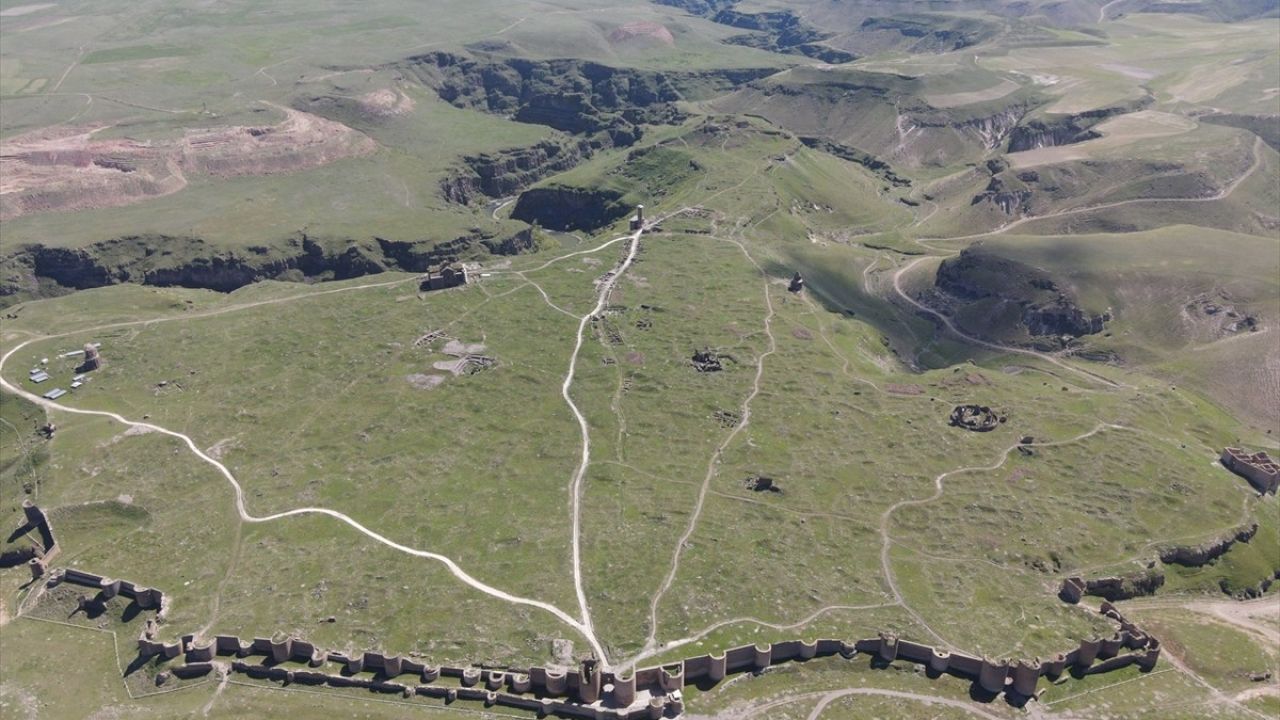 Ani Tarihi Kenti'nin Fetih Yıldönümü Kutlandı