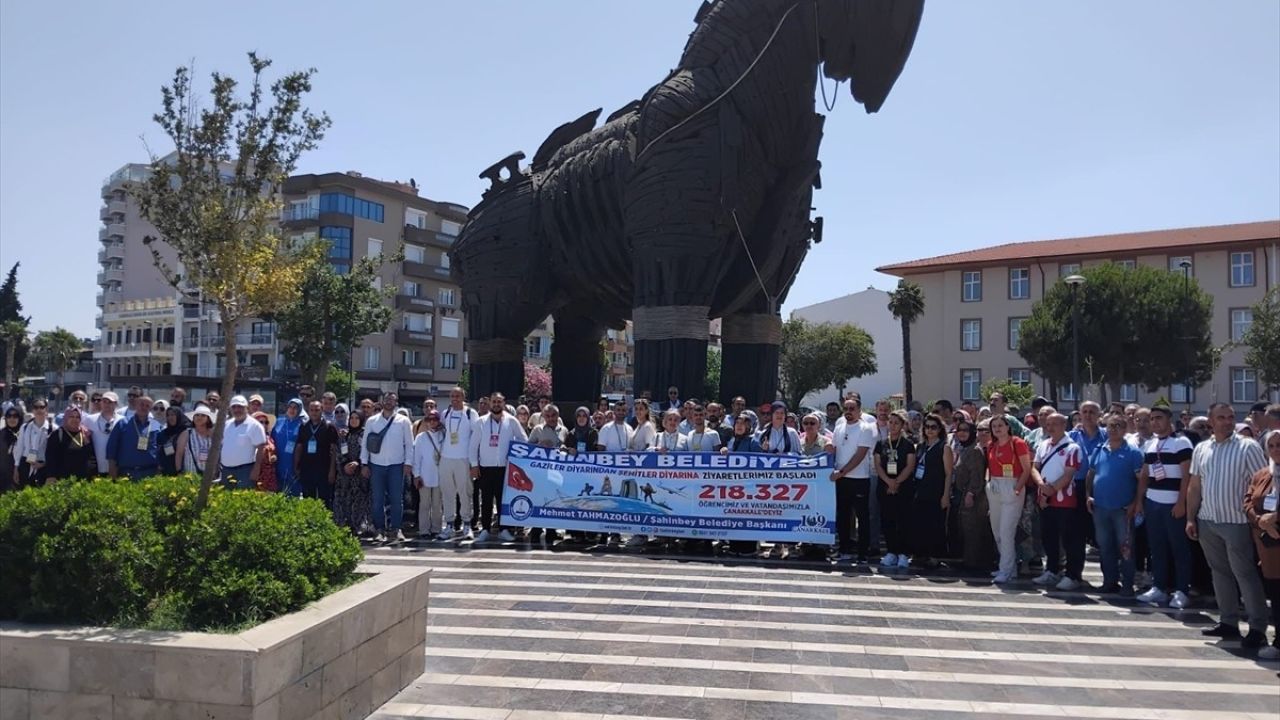 Gaziantep'ten 200 Bin Kişi Şehitlik Ziyareti Gerçekleştirdi