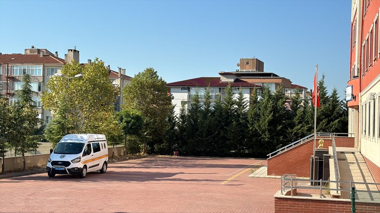 Edirne'de Kazara Vurulan 15 Yaşındaki Kız Çocuğu Hayatını Kaybetti