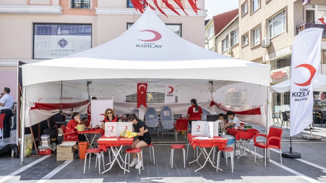 Kasımpaşa'da Marmara Depremi Anma ve Kan Bağışı Etkinliği