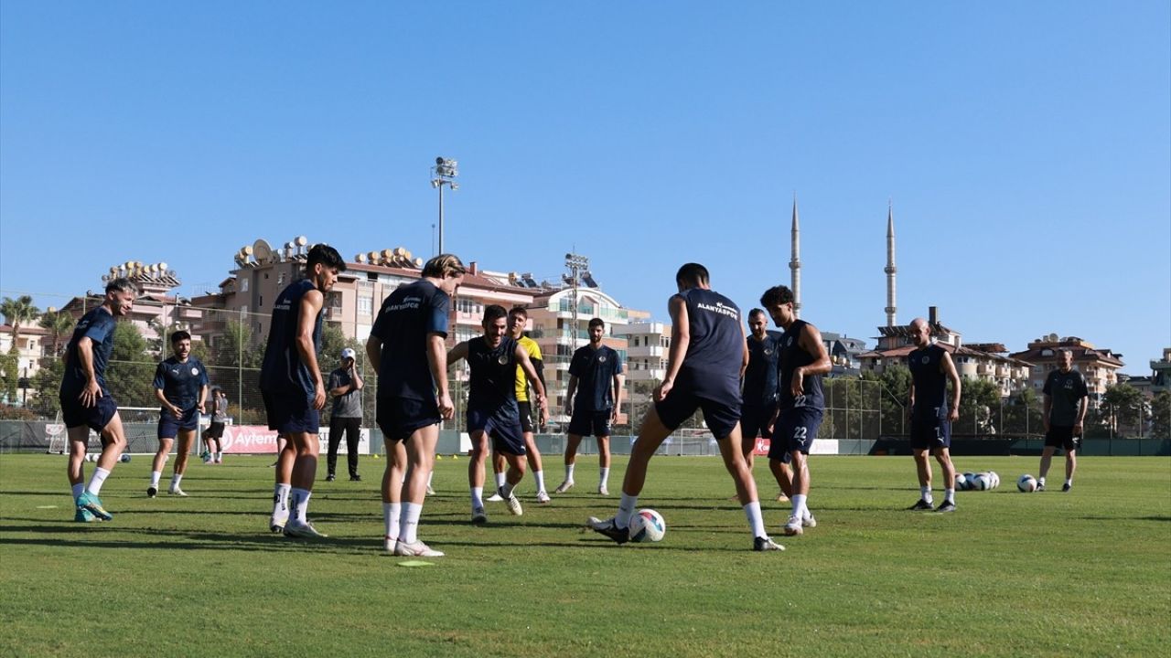 Alanyaspor, Başakşehir Mücadelesine Hazır