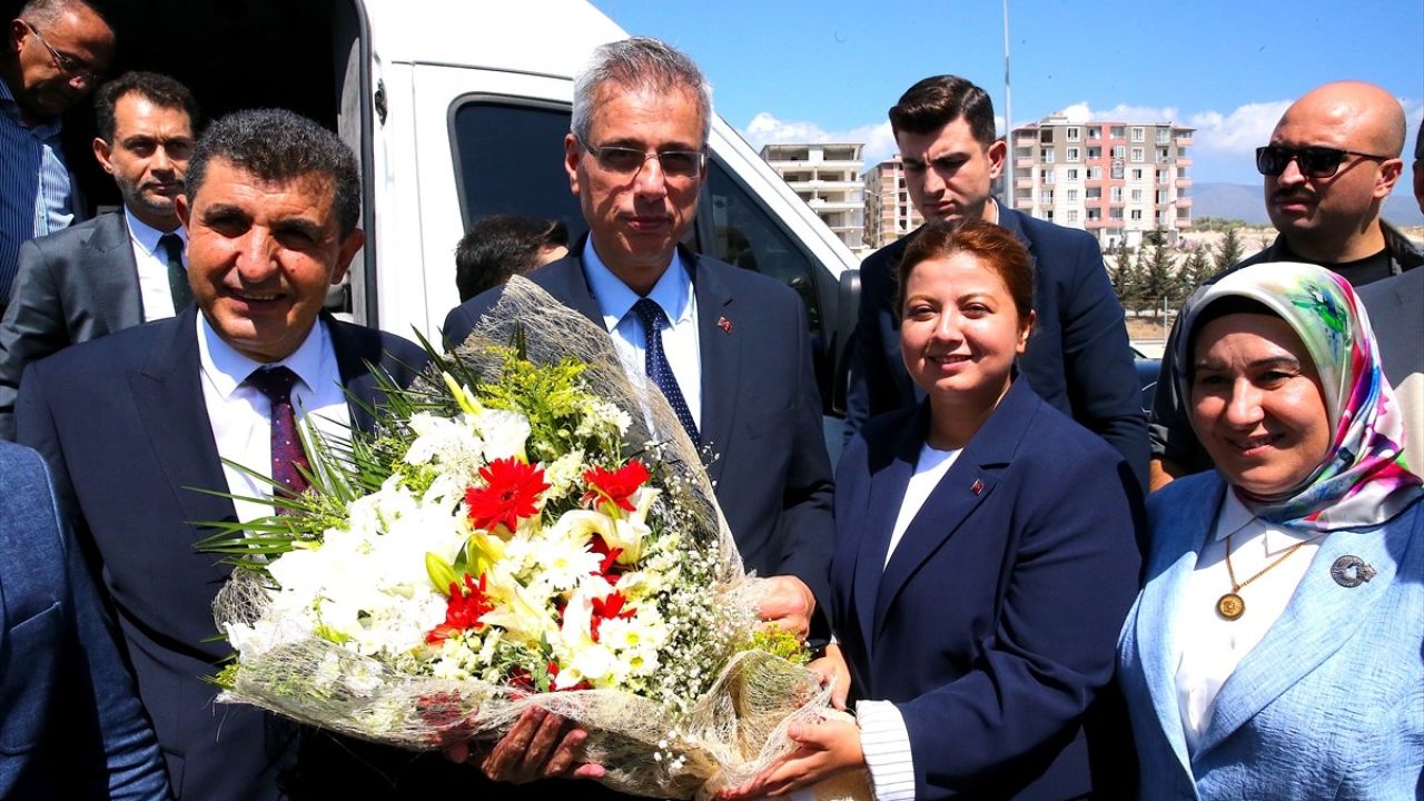 Sağlık Bakanı Kemal Memişoğlu Hatay'da Çeşitli Ziyaretler Gerçekleştirdi