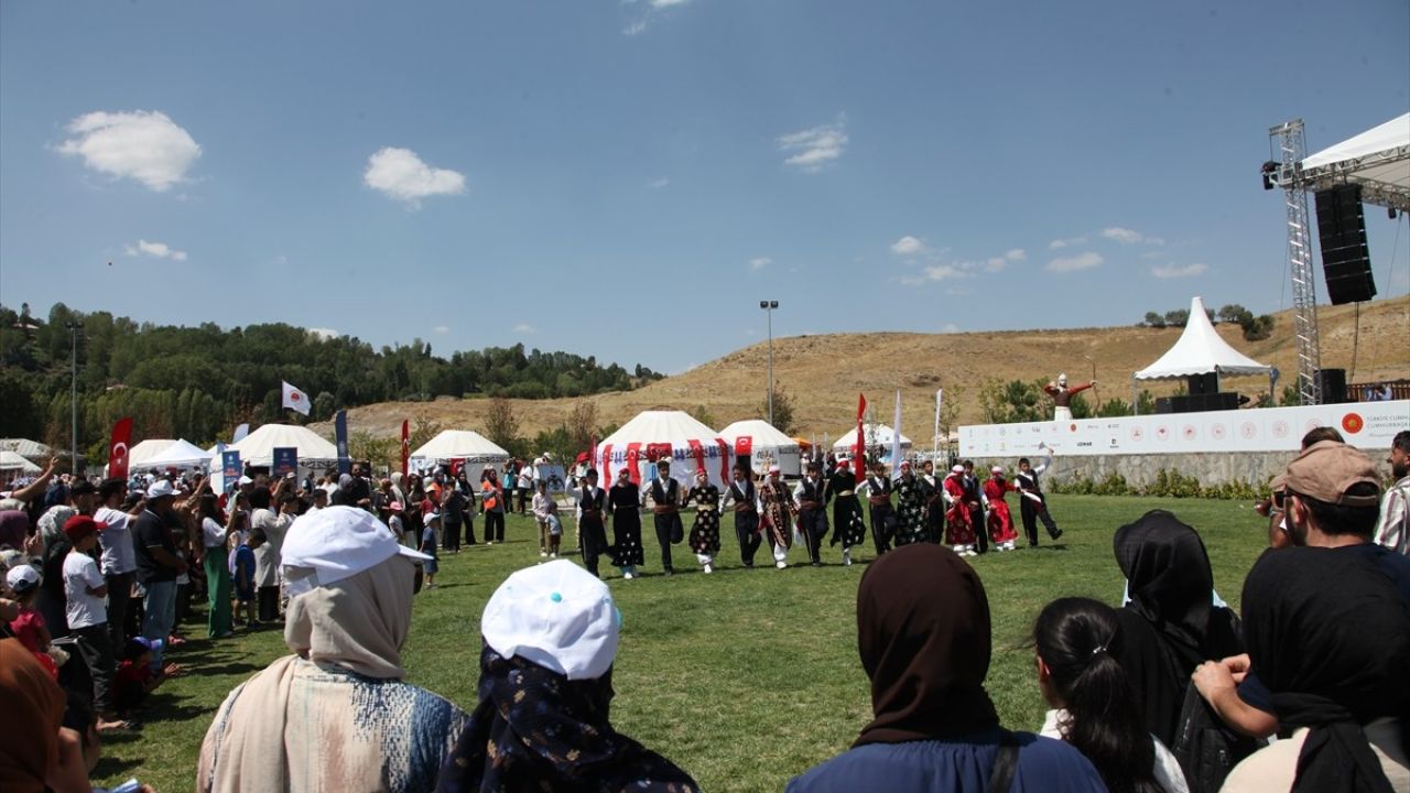 Ahlat'ta Malazgirt Zaferi'nin 953. Yıl Dönümü Kutlanıyor