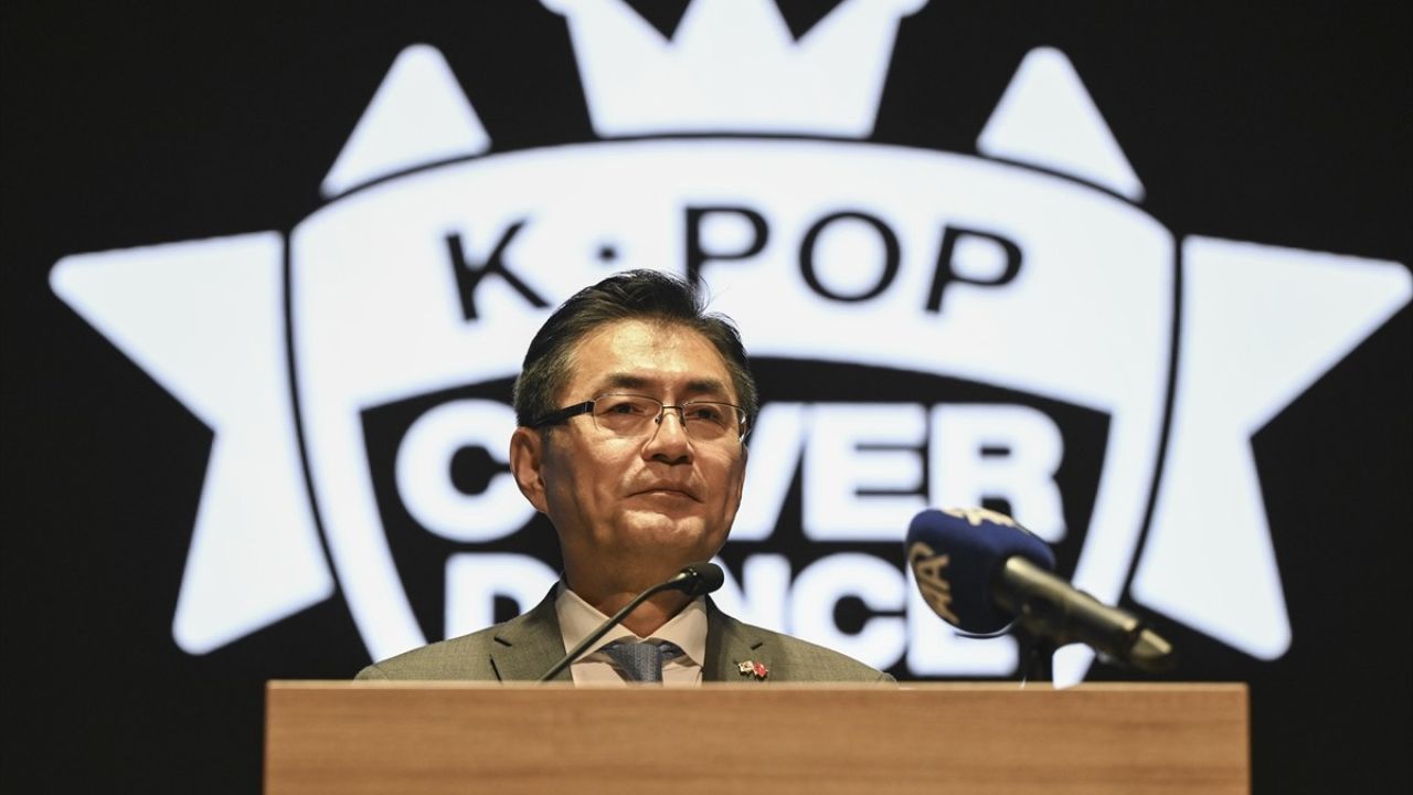 Ankara'da K-Pop Dans Festivali Coşkusu