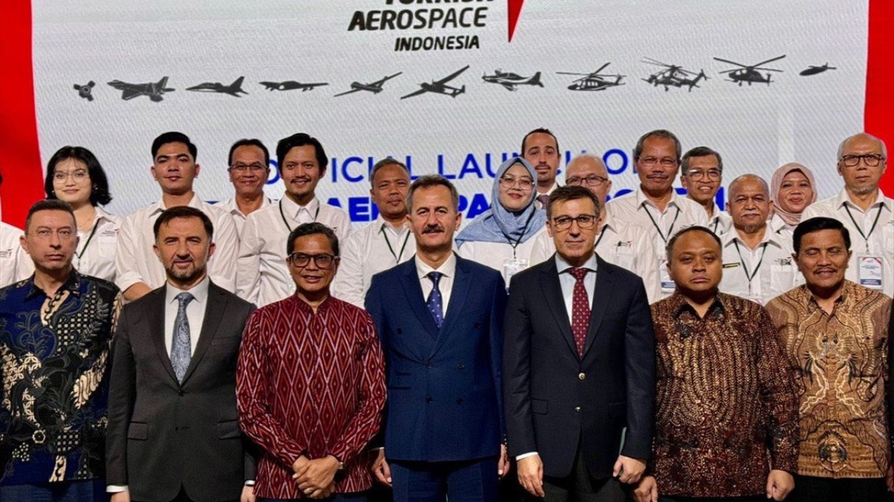 SSB Başkanı Haluk Görgün, Turkish Aerospace Indonesia'nın Açılışında