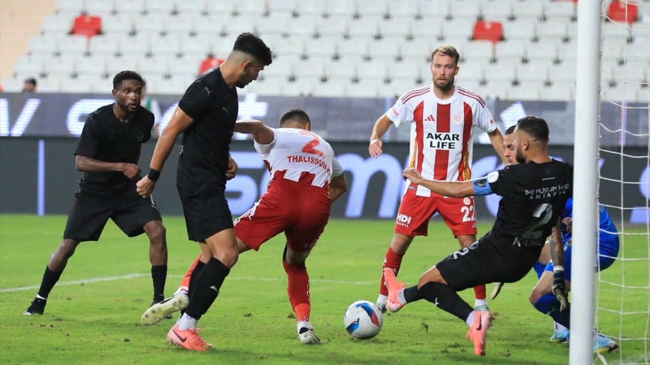 Antalyaspor, Hatayspor'u Geriden Gelip Yendi