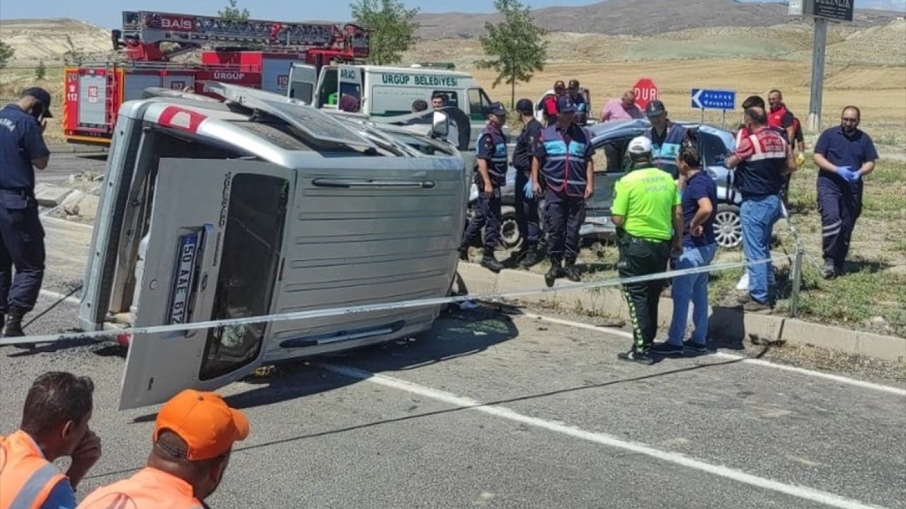 Nevşehir'deki Trafik Kazası: 1 Ölü, 4 Yaralı