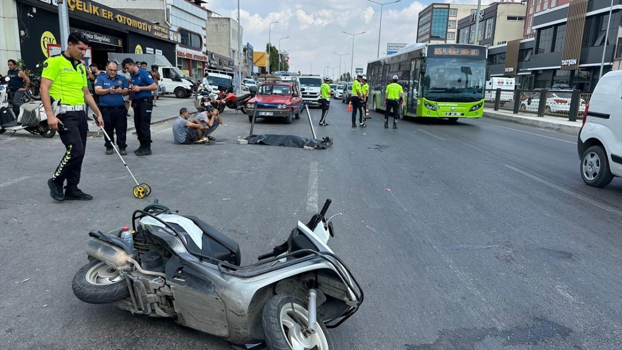 Adana’da Motosiklet Kazasında Bir Kadın Hayatını Kaybetti