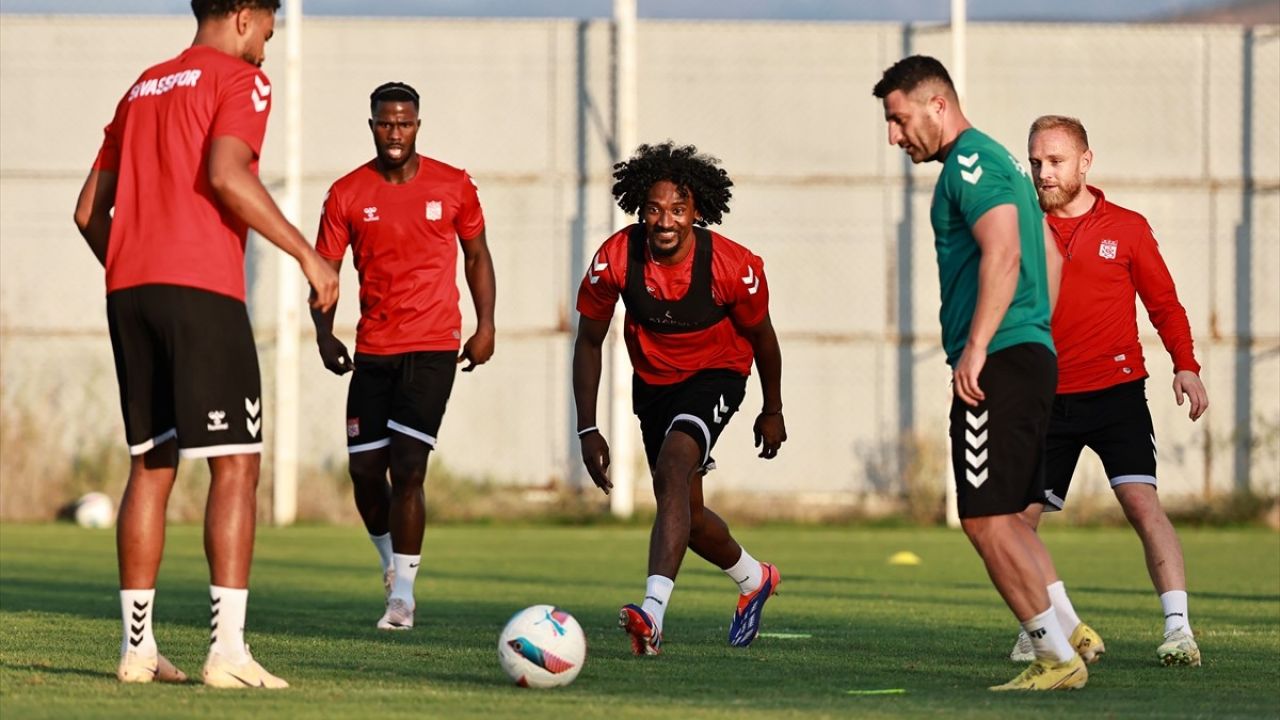 Sivasspor, Beşiktaş Maçına Hazırlanıyor