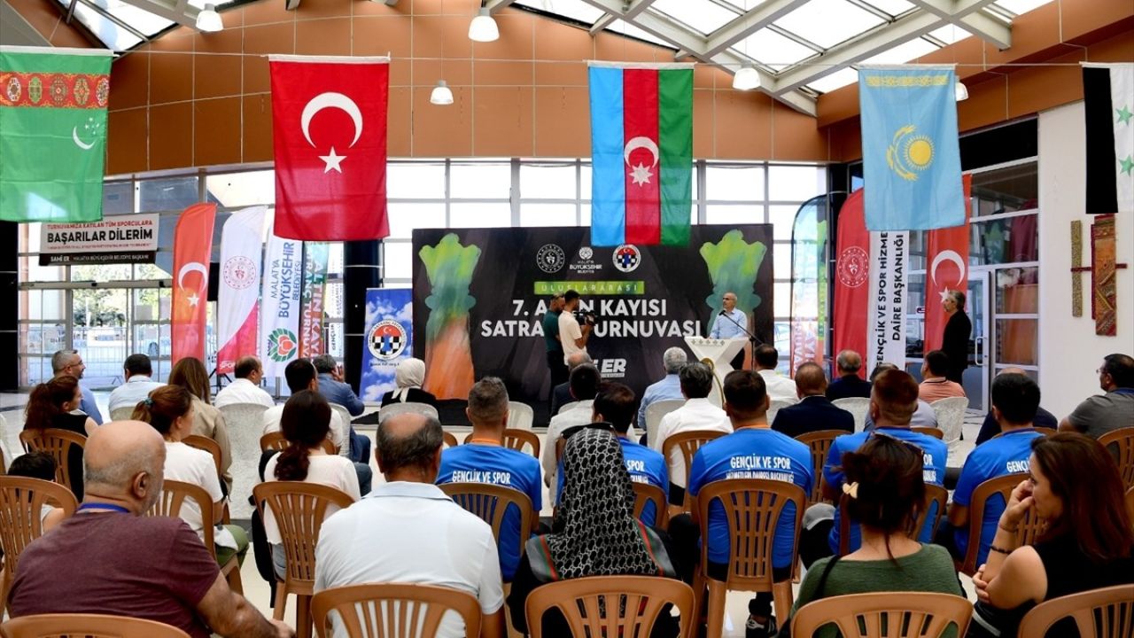 Malatya'da 7. Uluslararası Altın Kayısı Satranç Turnuvası Heyecanı