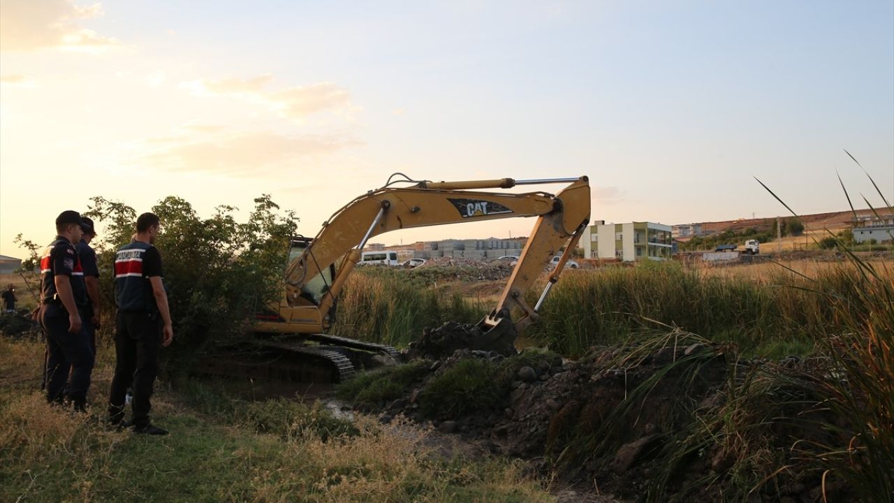 Diyarbakır'da 8 Yaşındaki Narin Güran İçin Arama Çalışmaları Devam Ediyor