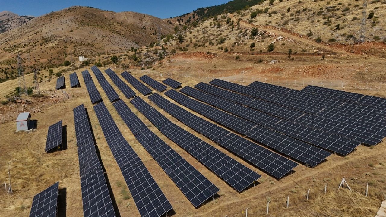 Bitlis Belediyesi Güneş Enerjisi Projesi İle Tasarruf Sağlıyor