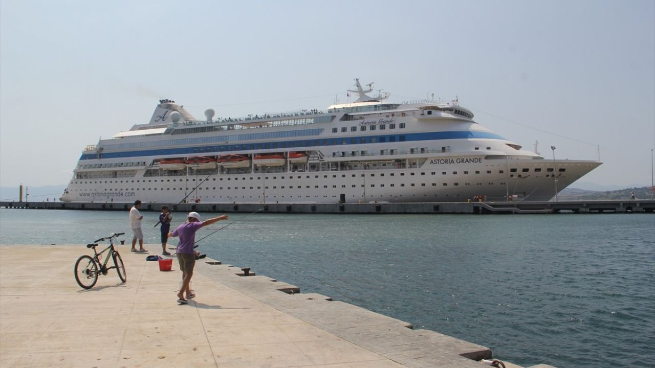 Yabancı Turistlerden Sinop'a Büyük İlgi: Kruvaziyer Turizmi