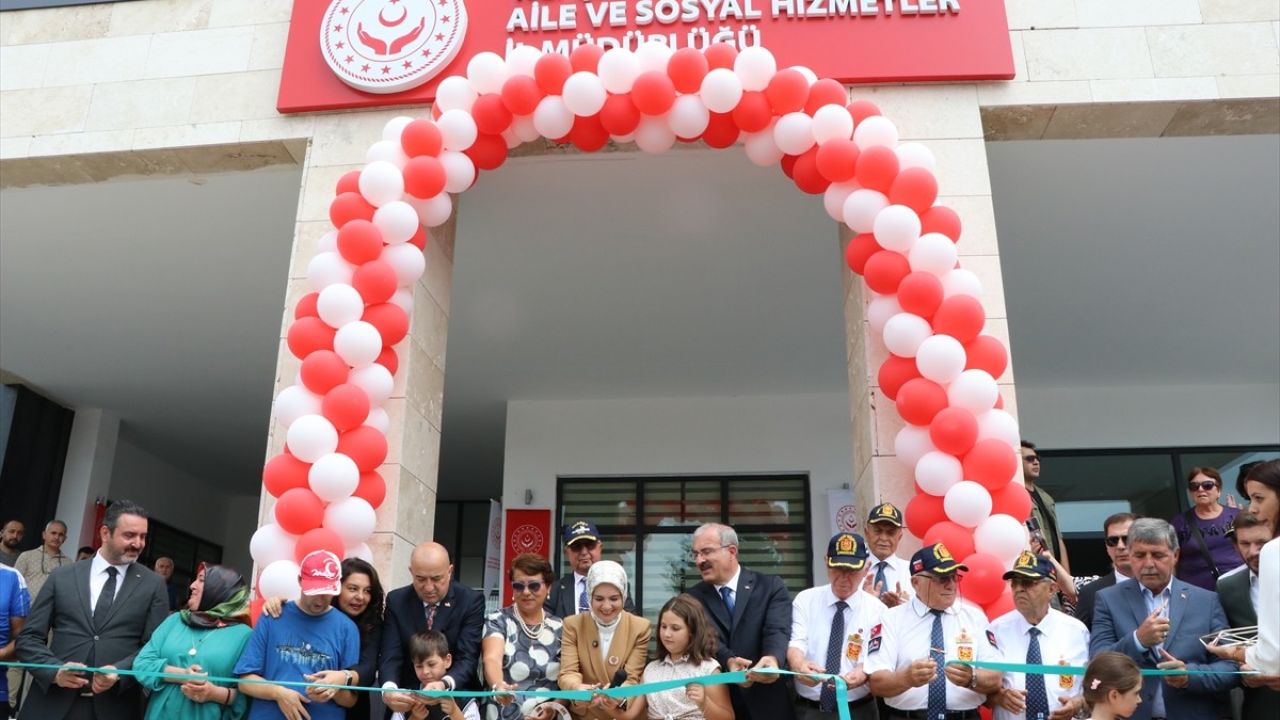 Bakan Göktaş, Çanakkale'de Aile ve Sosyal Hizmetler İl Müdürlüğü Yeni Binasını Açtı