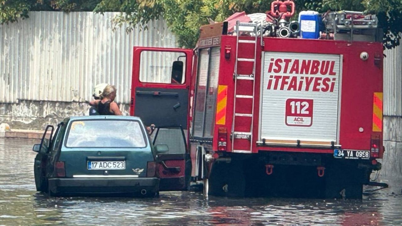 İstanbul'da Şiddetli Yağışlar Devam Ediyor