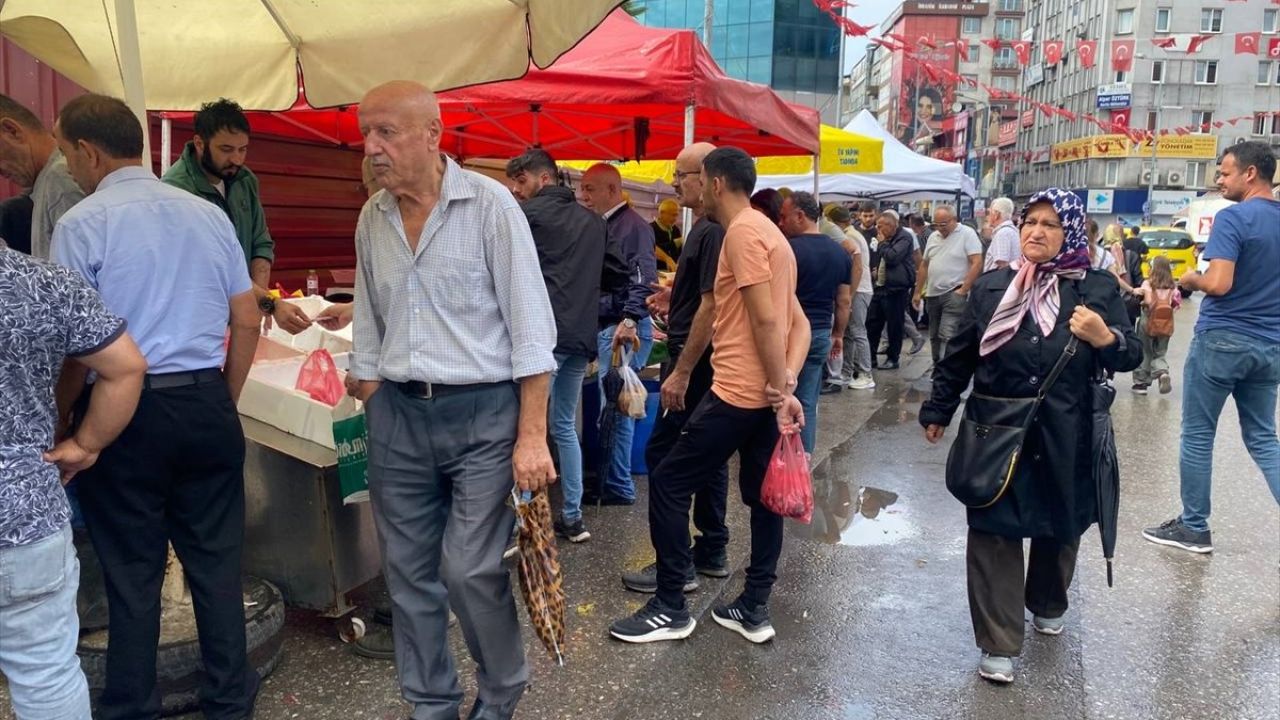 Zonguldak'ta Balık Pazarı Canlandı