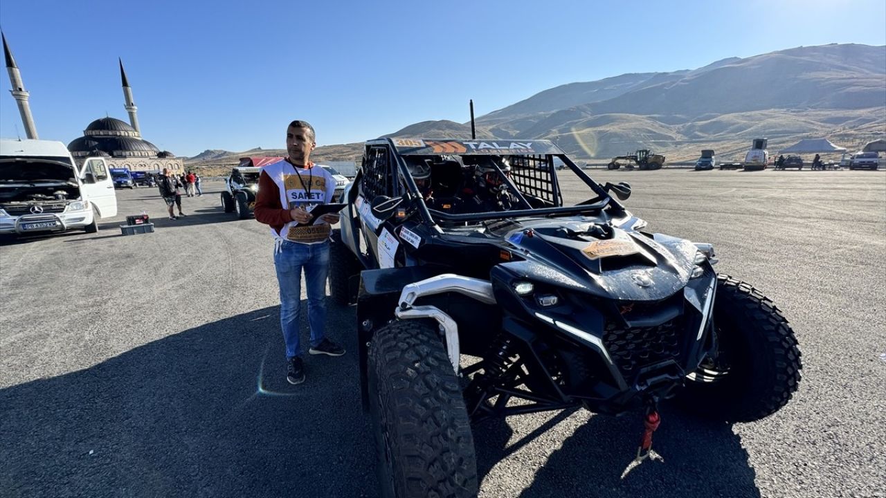 TransAnatolia Rally Raid Yarışçıları Erciyes'te Kamp Kurdu