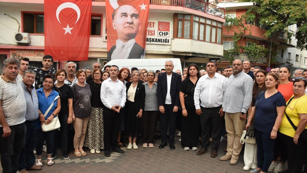 İzmir'de CHP İlçe Başkanı Ahmet Yılmaz'a Silahlı Saldırı