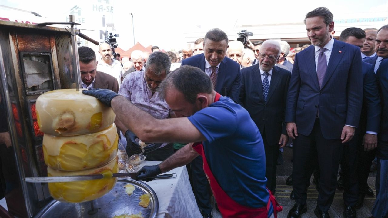 Bakan Bayraktar, Kars-Ardahan-Iğdır Tanıtım Günleri'nde Enerji Vurgusu Yaptı