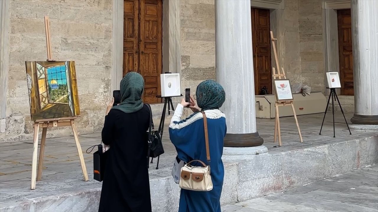 Filistin'e Boyanmak Sergisi Üsküdar'da Açıldı