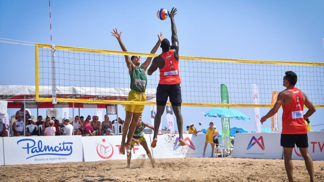 Voleybolda Pro Beach Tour Mersin Etabı Tüm Hızıyla Başladı