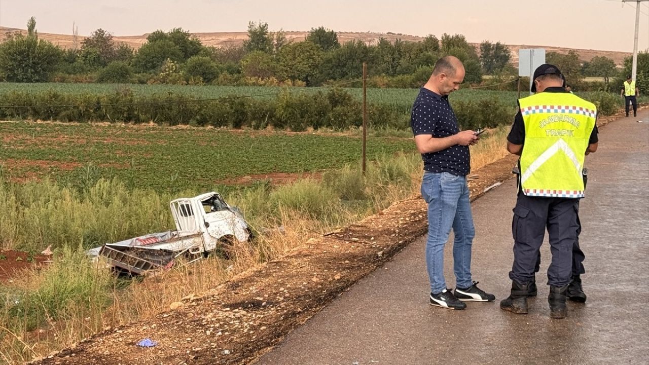 Gaziantep'te Tarım İşçilerini Taşıyan Pikap Kazası: 2 Ölü, 21 Yaralı