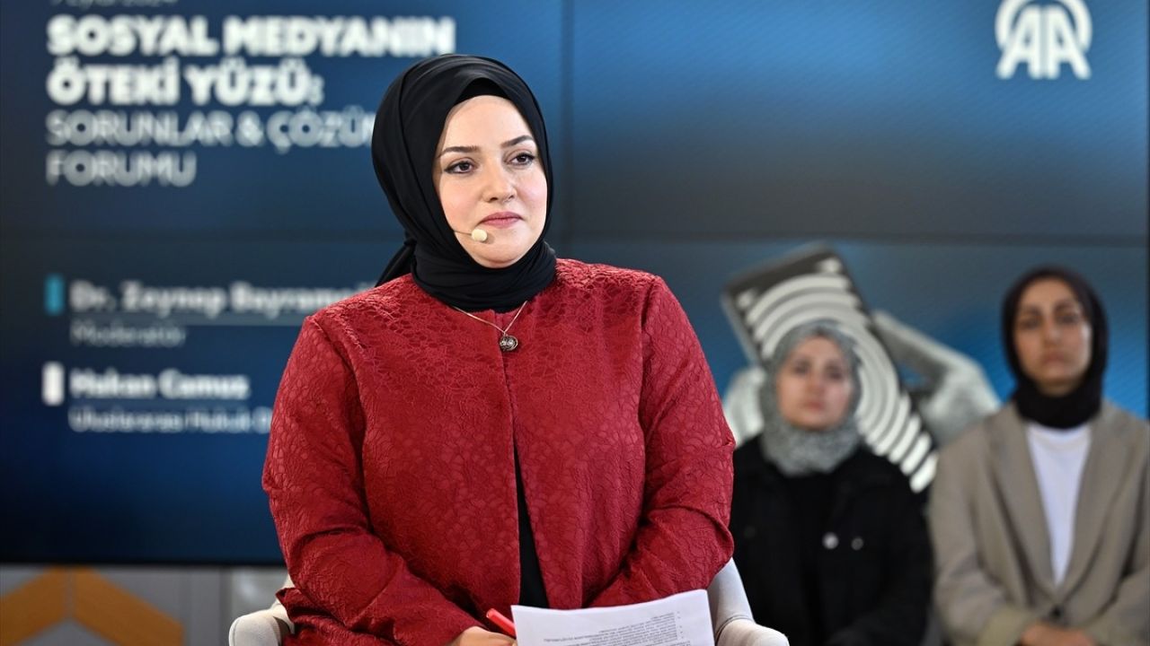 Sosyal Medya Forumunda Sorunlar ve Çözümler Masaya Yatırıldı