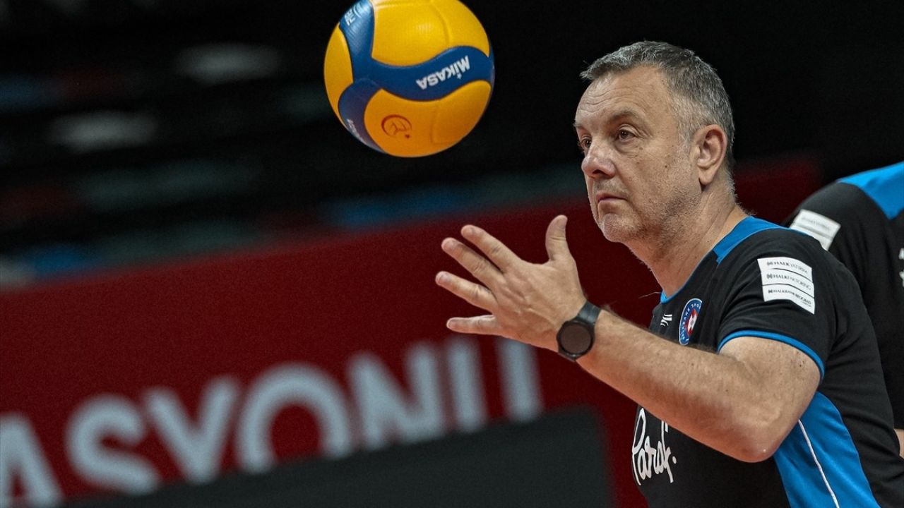 Halkbank Erkek Voleybol Takımı'nda Yeni Dönem: Igor Kolakovic