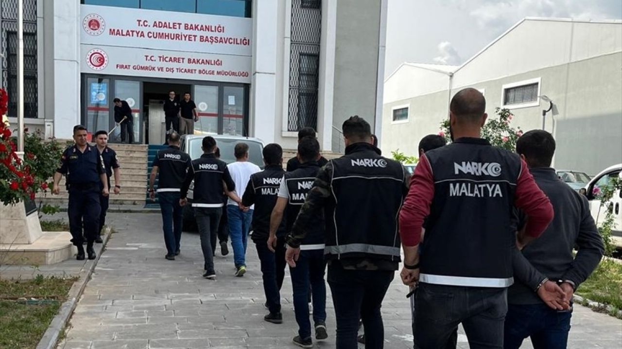 Malatya'da Uyuşturucu Operasyonu: 17 Kişi Tutuklandı