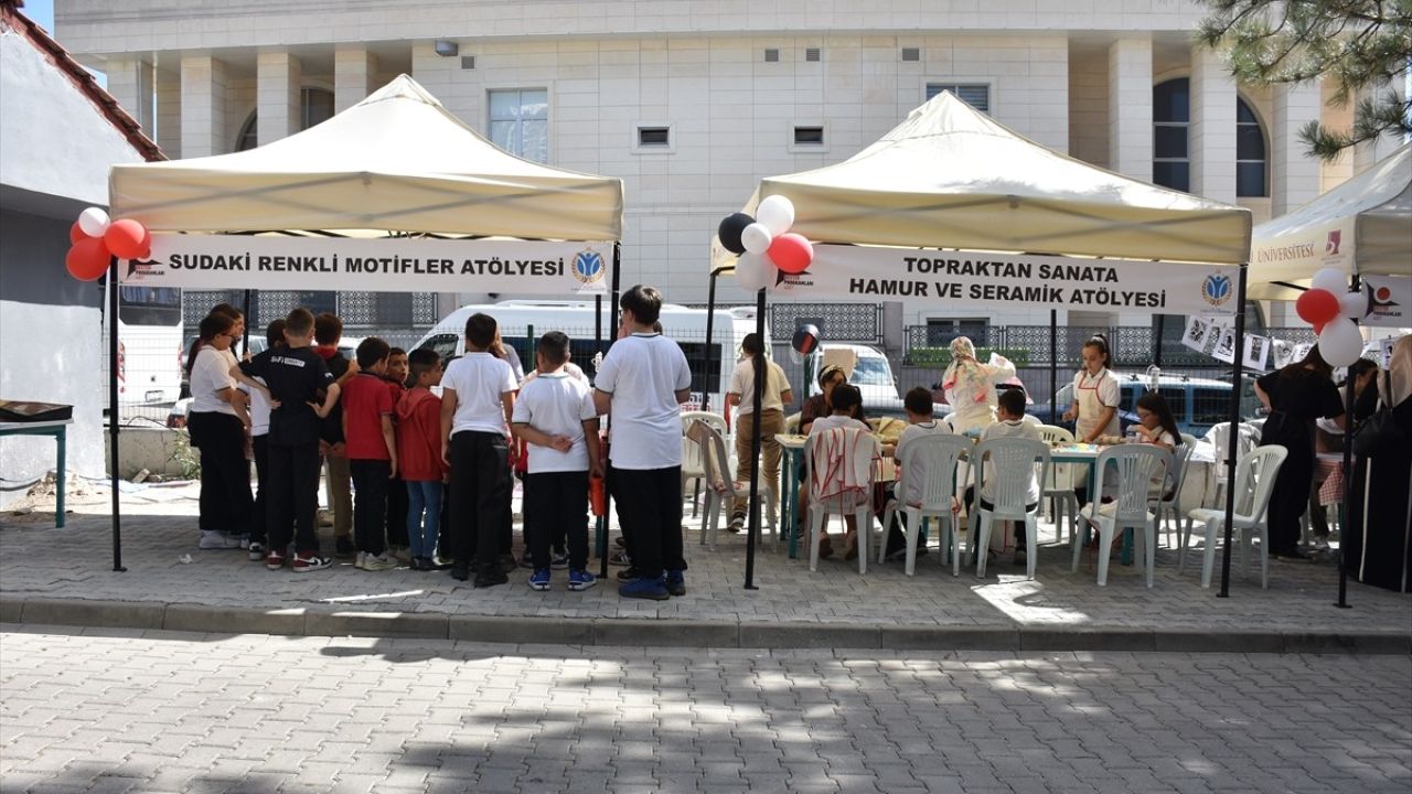 Bilecik'te Bilim Şenliği Başladı