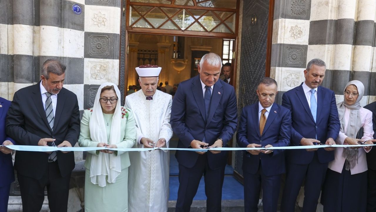 Bakan Ersoy, Gaziantep'te Restore Edilen Alaüddevle Camisi'ni Açtı