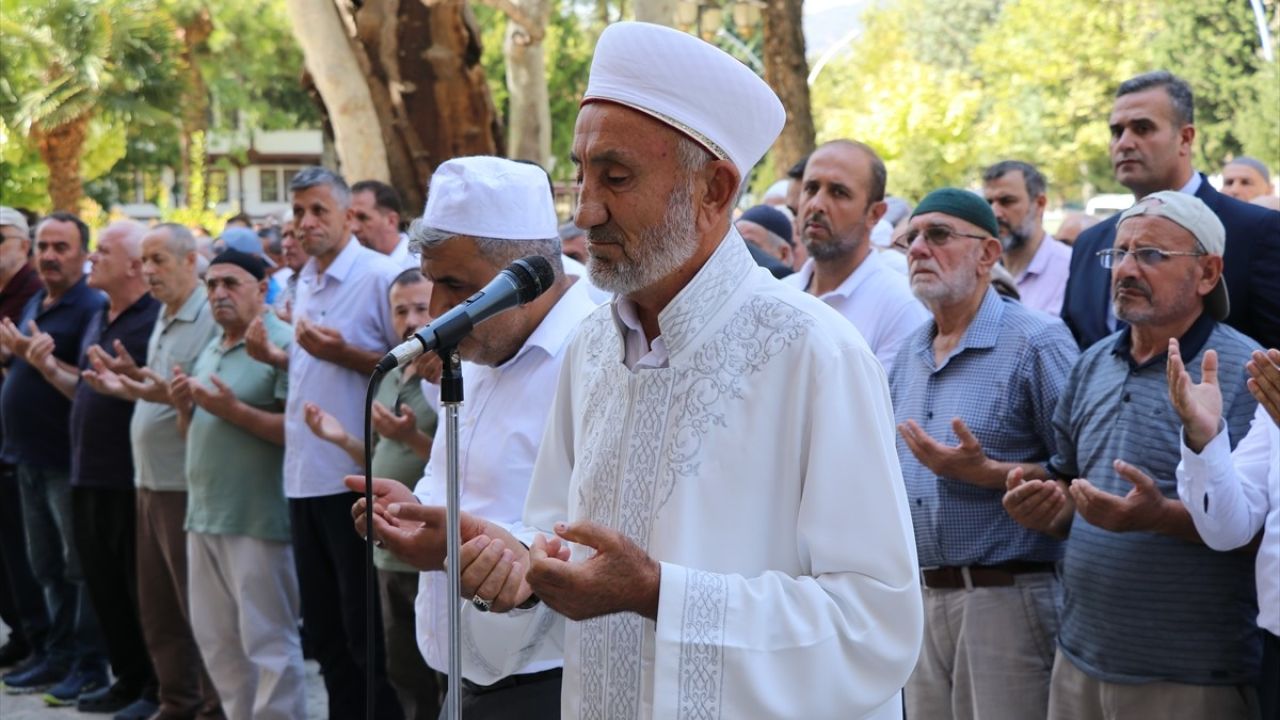 Amasya'da Ayşenur Ezgi Eygi İçin Gıyabi Cenaze Namazı Kılındı