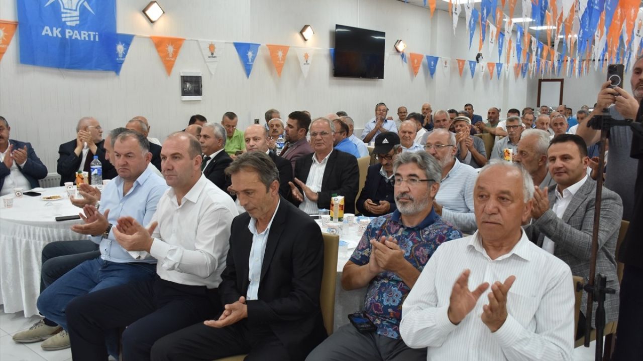 Mustafa Şen: 'Çözüm Yine AK Parti'