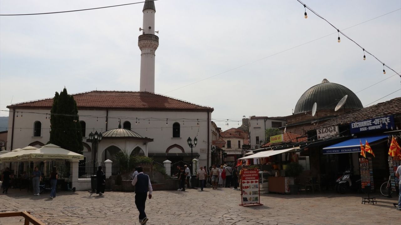 Üsküp’te Osmanlı Mirasını Hisseden Türk Turistler: Türk Çarşısı