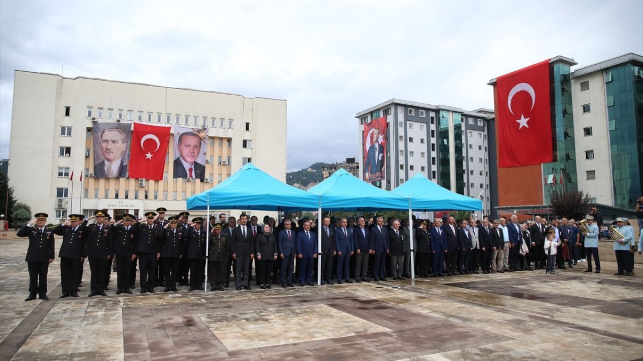 Rize'de Atatürk'ün Ziyaretinin 100. Yılı Coşku ile Kutlandı