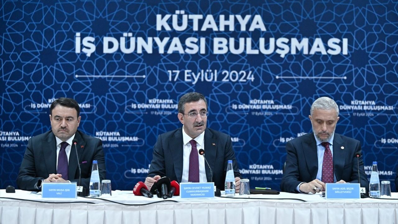 Cevdet Yılmaz: "Gelecek Yıl İhracatçılarımız İçin Umut Vaat Ediyor"