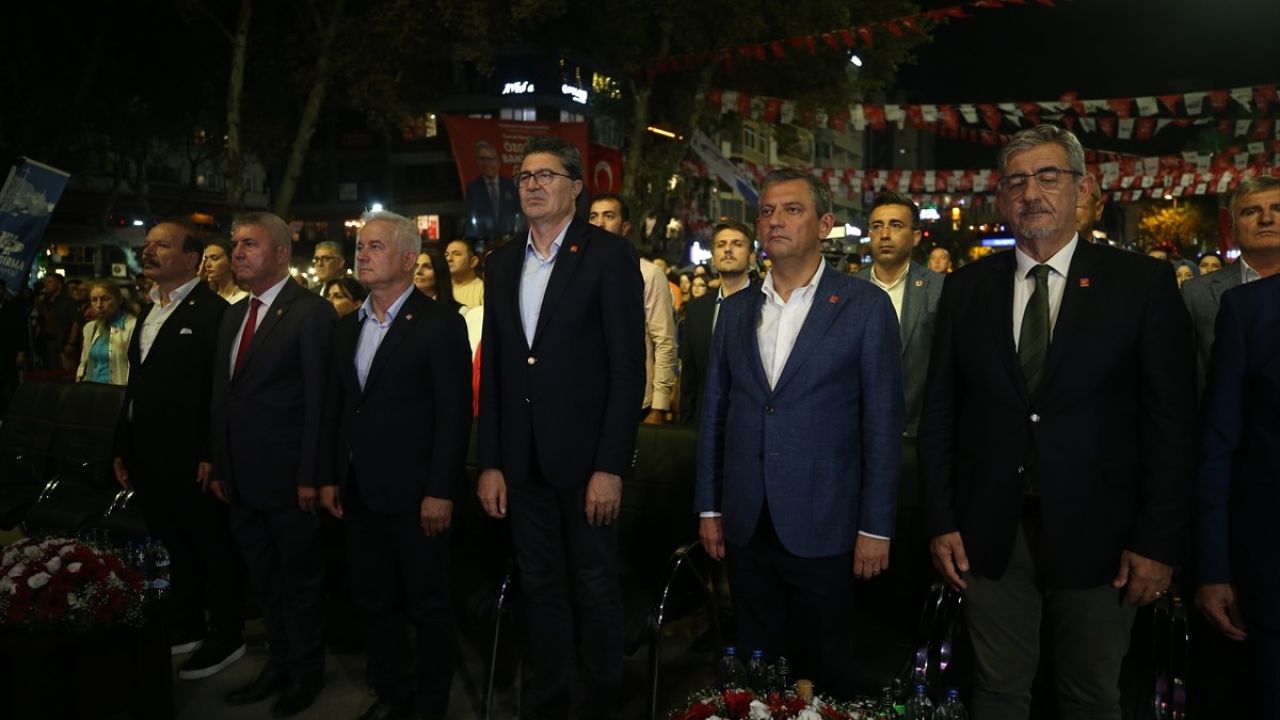 CHP Lideri Özgür Özel Bandırma'nın Kurtuluşunu Kutladı