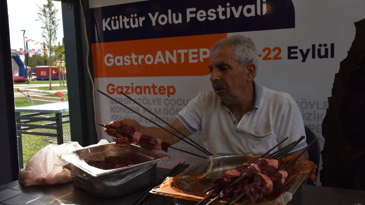 GastroAntep Kültür Yolu Festivali Ziyaretçilerini Ağırlamaya Devam Ediyor