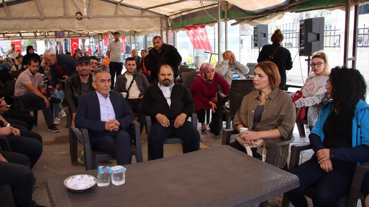 Tevfik Eren Iğdır'da Basın Toplantısı Düzenledi