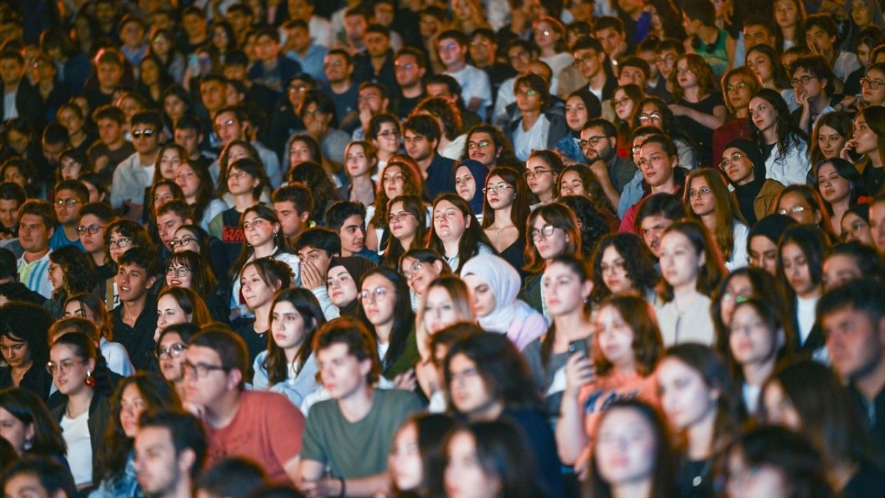 Hacettepe Üniversitesi Senfoni Orkestrası Sezon Açılışını Süsledi