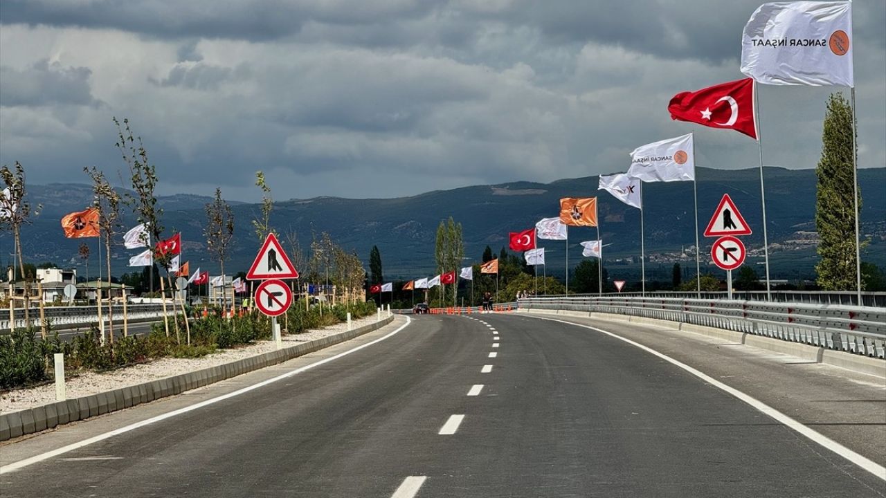 İznik Çevre Yolu Resmi Açılışı Gerçekleşti