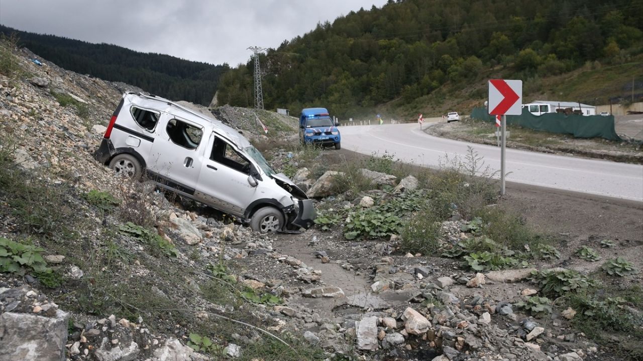 Kastamonu'da Otomobil Devrildi: 5 Yaralı