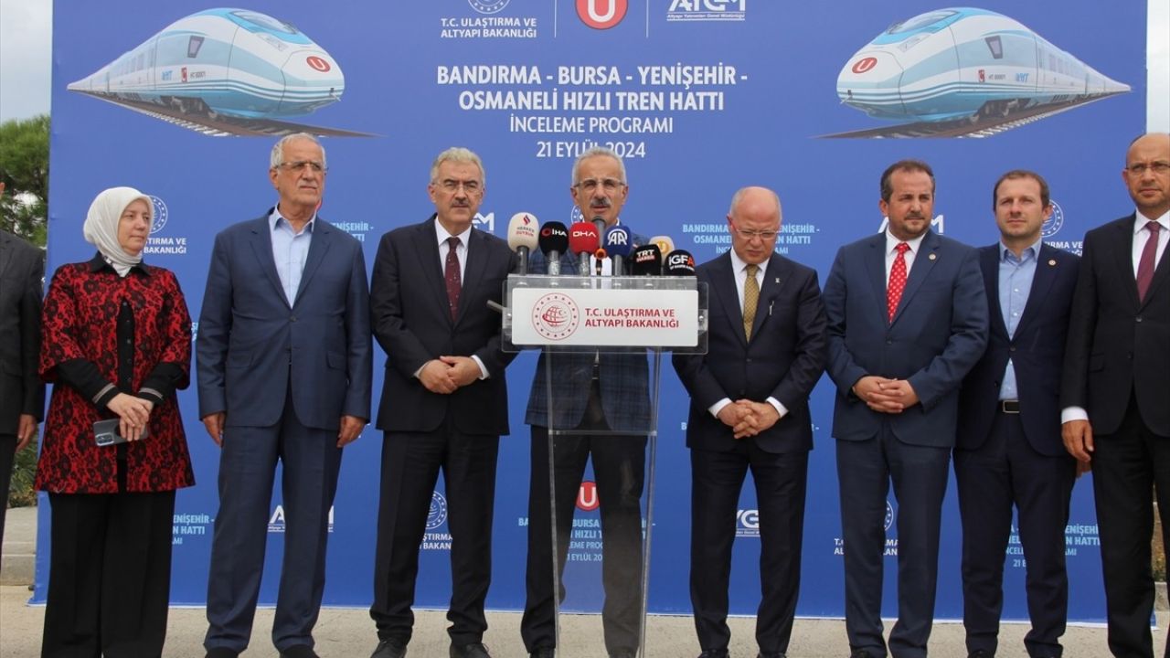 Bursa'nın Hızlı Tren Projesi İncelemesi: Bakan Uraloğlu'ndan Açıklamalar