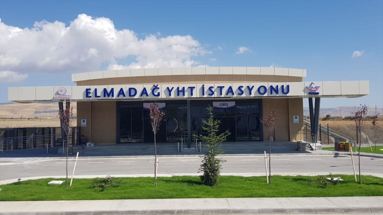 Yıldızeli ve Elmadağ YHT İstasyonları Hizmete Açılıyor