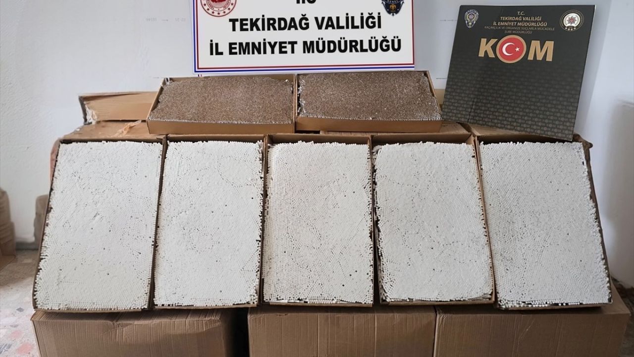 Tekirdağ'da 450 Bin Makaron Ele Geçirildi