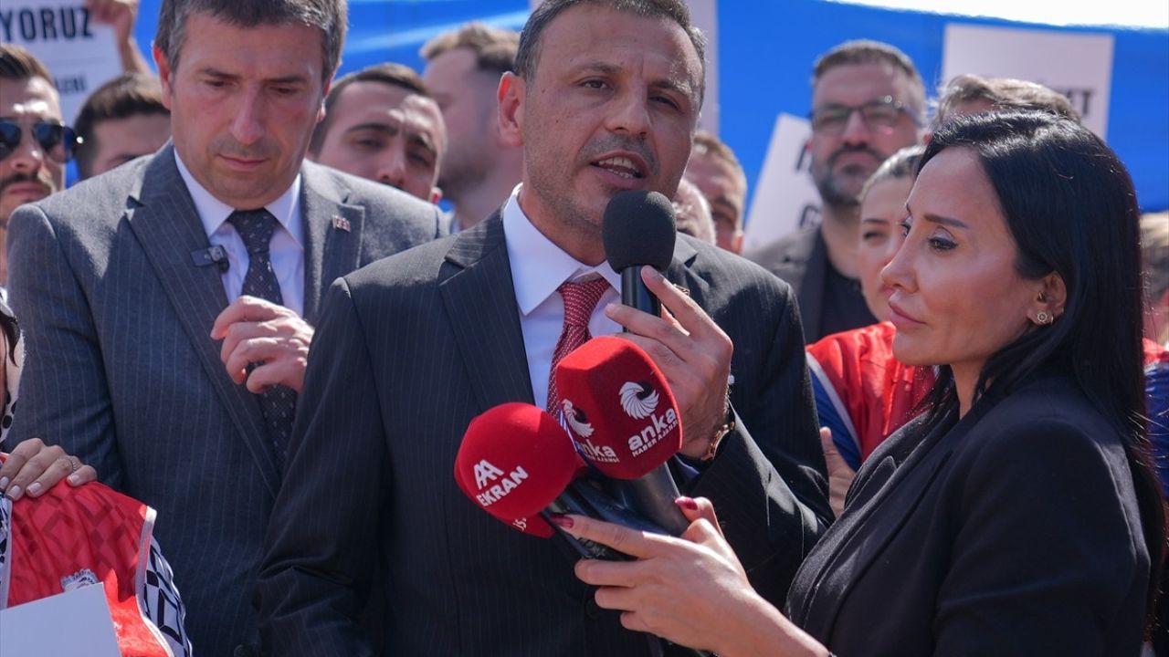 Beyoğlu'nda Terra Santa Manastırı Tahliyesine Tepkiler