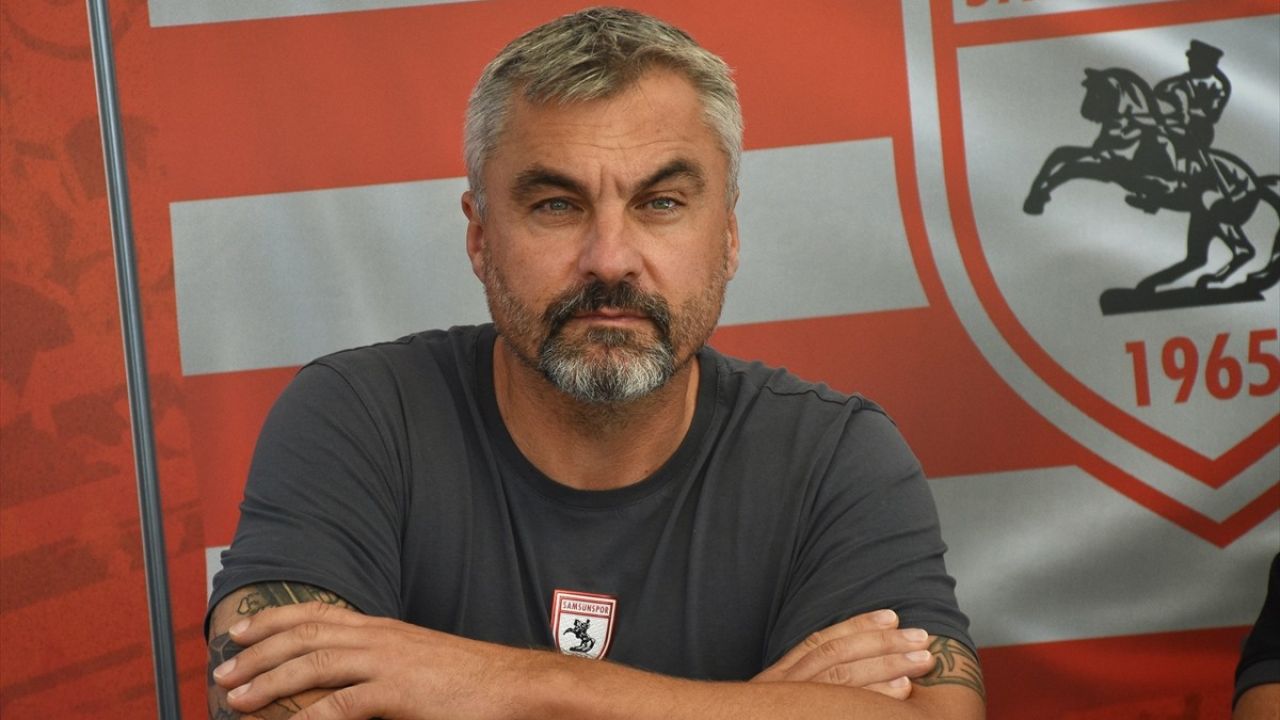 Samsunspor'un Teknik Direktörü Reis: "Temel Hedefimiz Süper Lig'de Kalmak"