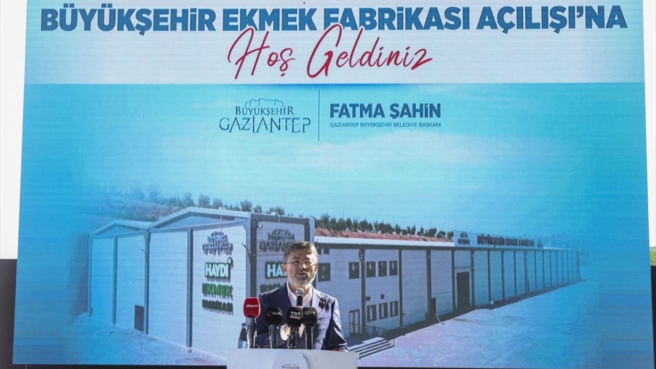 Tarım ve Orman Bakanı Yumaklı'dan Gaziantep'te Ekmek Fabrikası Açılışı