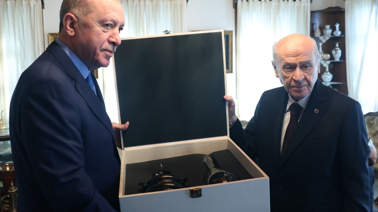 Cumhurbaşkanı Erdoğan ve MHP Lideri Bahçeli Arasında Önemli Görüşme