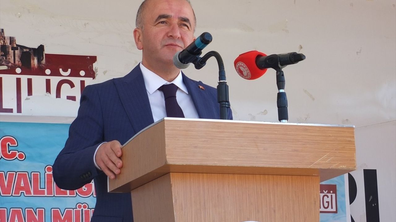 Elazığ'da 3 Milyon Sazan Yavrusu Suya Bırakılıyor